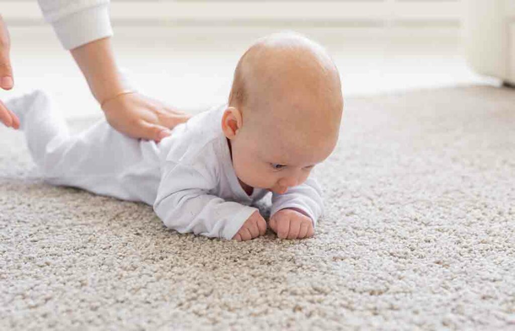 Tumbuh Kembang Bayi 0-12 Bulan Medi-Call