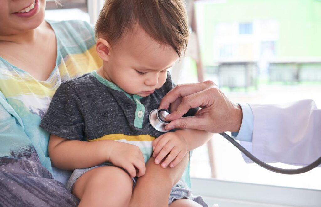 Apakah Pneumonia pada Anak Bisa Sembuh Medi-Call