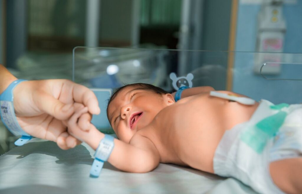 Perawatan Tali Pusat Bayi Baru Lahir Medi-Call