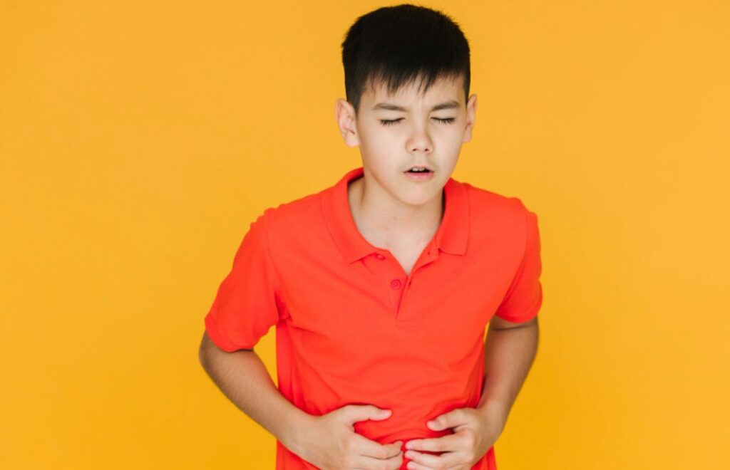 Penyebab Usus Buntu pada Anak yang Wajib Orang Tua Waspadai Medi-Call