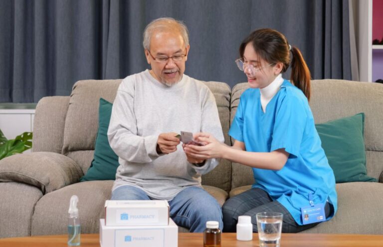 Pelayanan Home Care dengan Tenaga Medis Berpengalaman Medi-Call