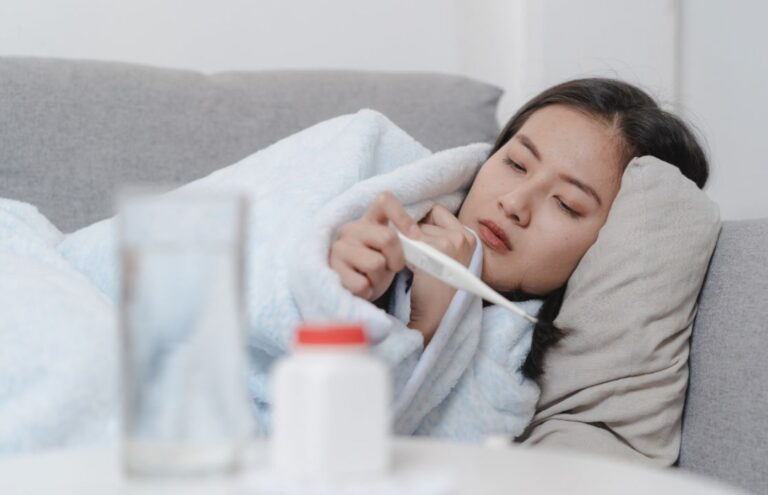 Demam Tinggi Bisa Berbahaya! Ketahui Batas Suhu Normal