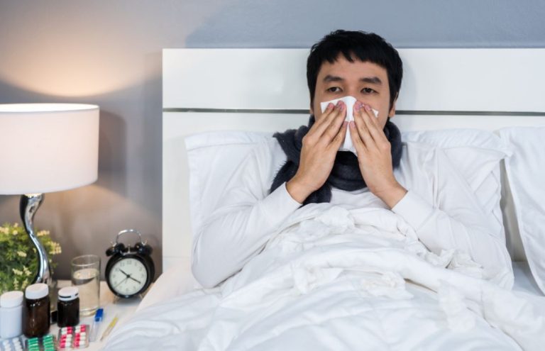 Kenapa Batuk Makin Parah Saat Malam Ini Penyebab & Solusi Praktis Medi-Call